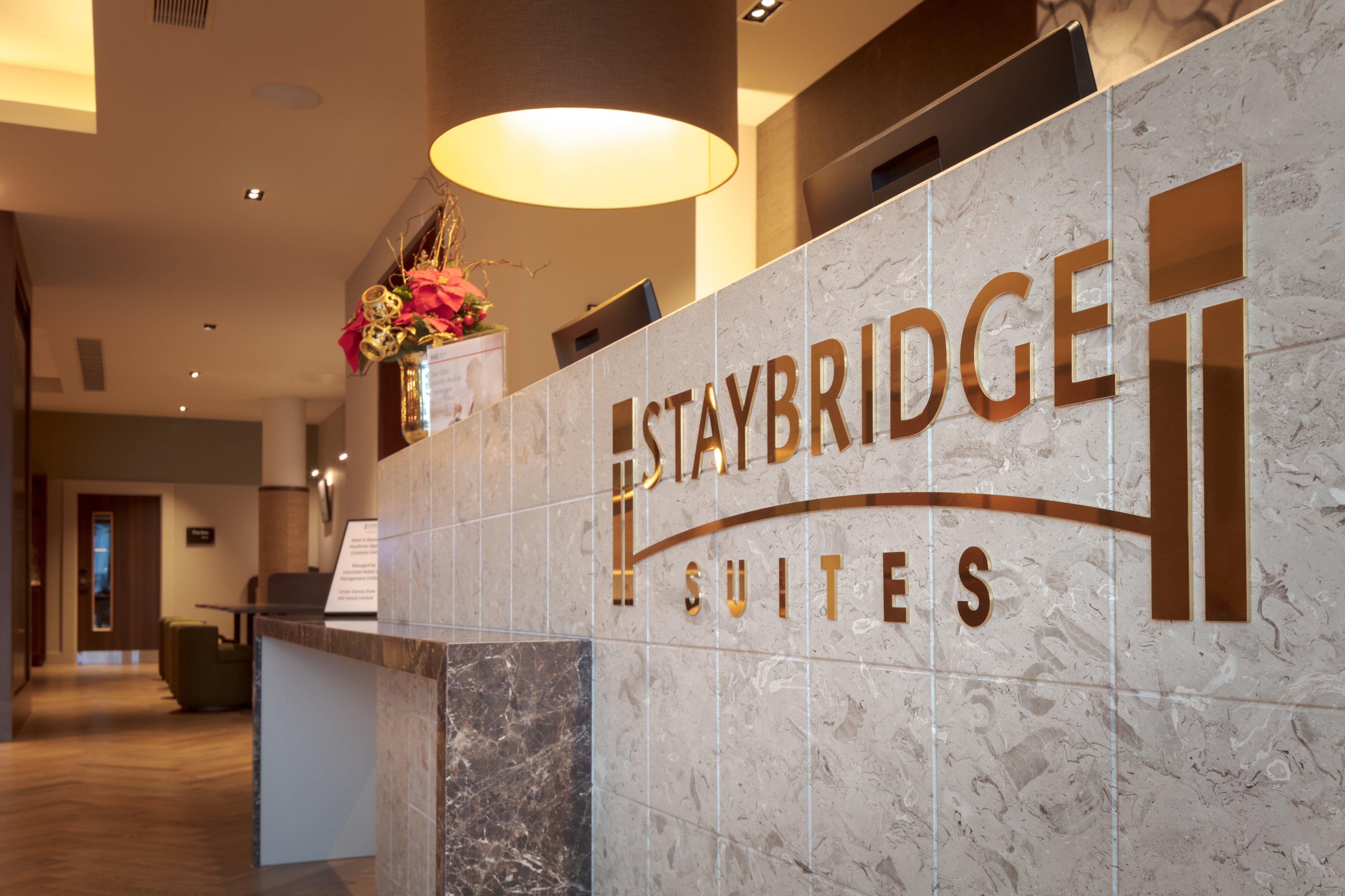 Staybridge Suites London Heathrow - Bath Road, An Ihg Aparthotel Hillingdon Exterior foto
